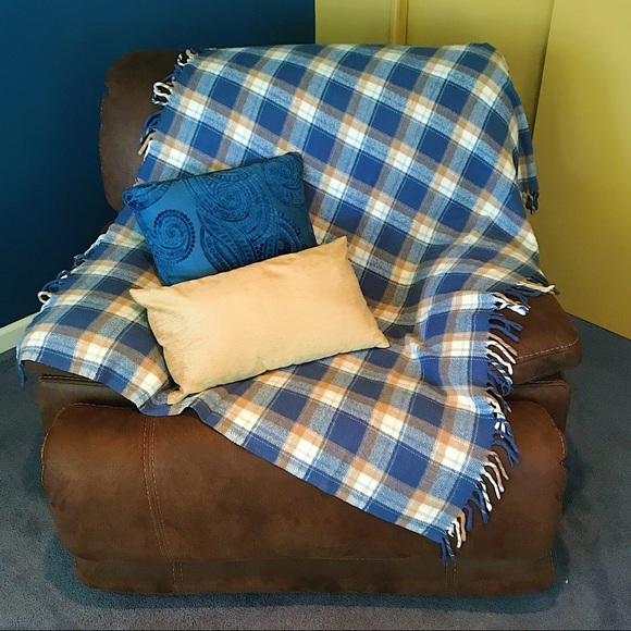 Vintage Faribo Plaid Blanket with Tassels - Picture 6 of 6